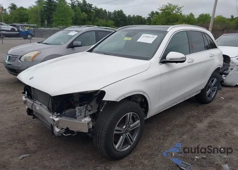 2022 Mercedes-Benz Glc 300 4Matic Suv z USA, uszkodzony, nr VIN W1N0G8EB8NV368174